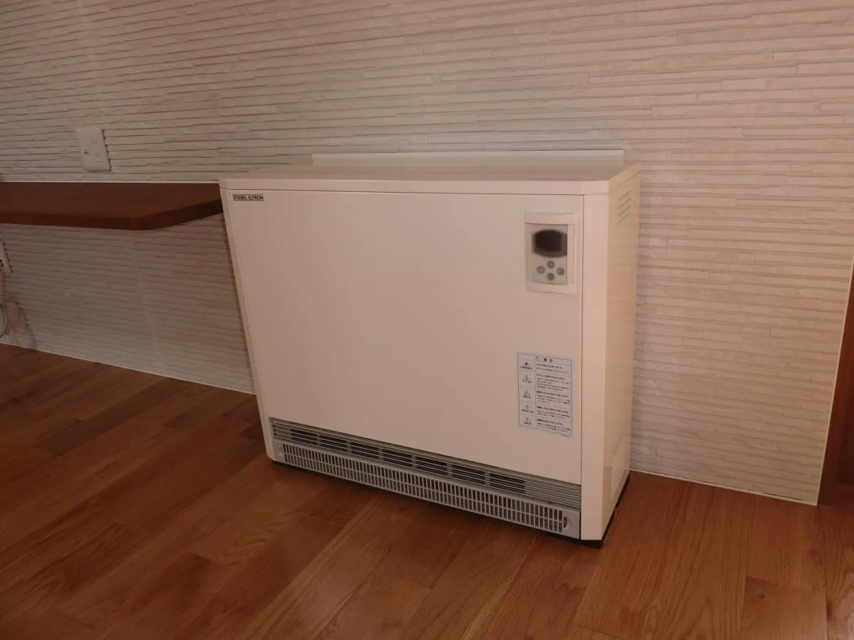 蓄熱式電気暖房機